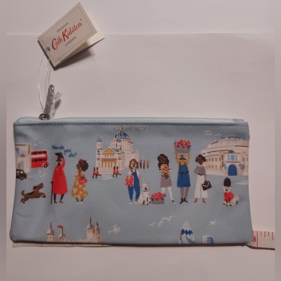 Cath Kidston Travel Wallet - Picture 14 of 15